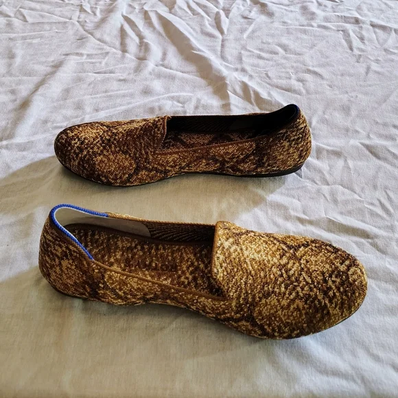 Ladies Size 11 Rothy's Stylish Loafers - Picture 2 of 6